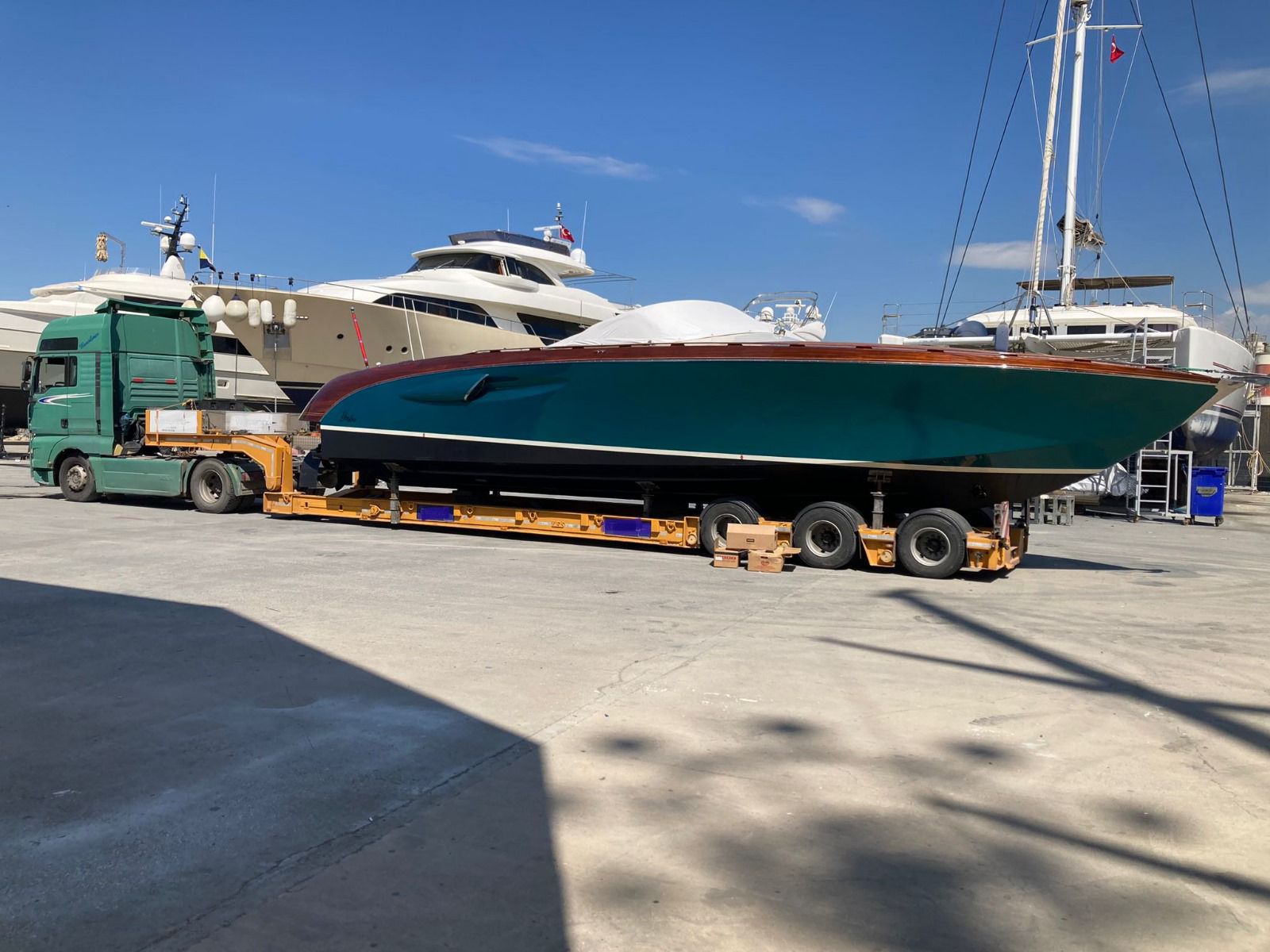 Tekne - Yat - Jetsky - Yelkenli - Bot - Duba - Mavna taşımacılığı…